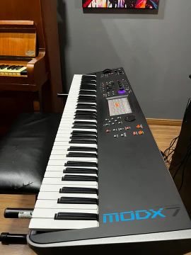 Workstation Yamaha mo dx 7