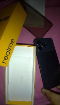 Realme 5G - Novo na Caixa
