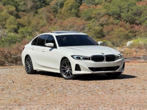 Bmw 320i 2024 2.0 16v turbo flex sport gp automático
