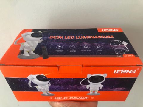 Projetor de Estrelas Astronauta LED - Lelong LE-2222
