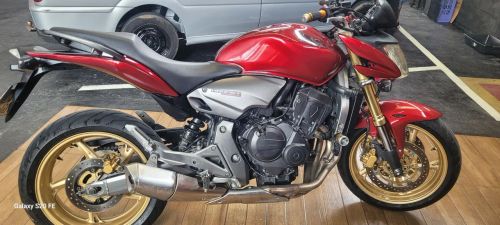 Vende se hornet 2008 