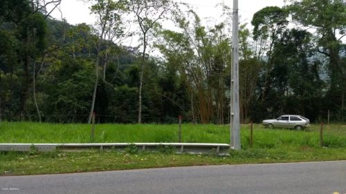 Excelente terreno na estrada Serramar