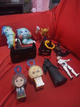 Brinquedos de personagens infantis - Star Wars e mais!