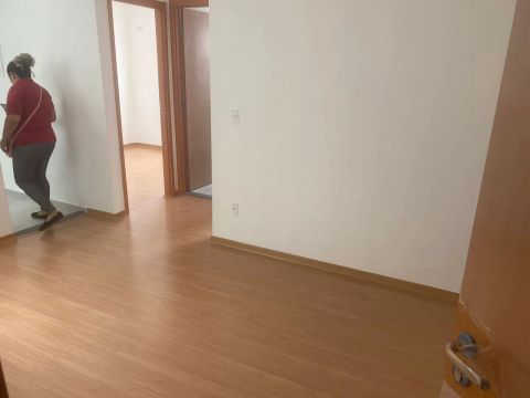 Alugo apartamento 2/4 Chapada do Bosque em Várzea Grande-MT 
