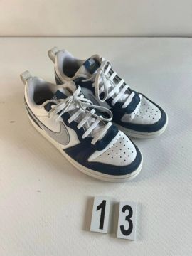 Tenis Nike 24 cm de sola numero 34