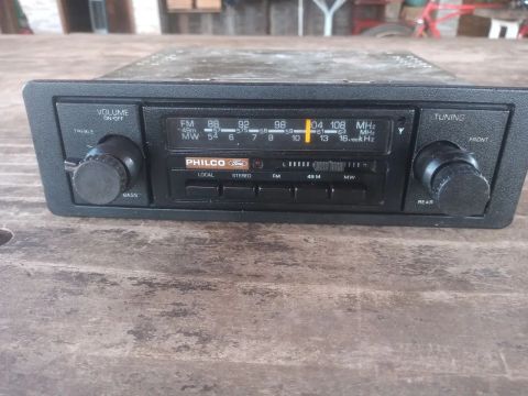 Rádio AM/FM Philco Ford Escort 
