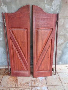 Porta Bang Bang maciça jatoba