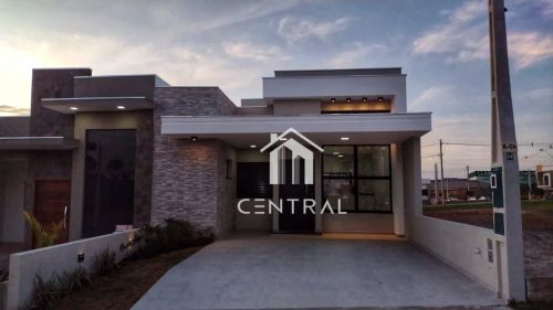 Casa em condomínio fechado