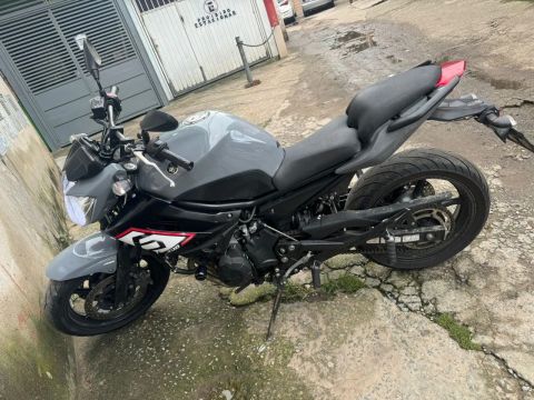 Vendo XJ6 ano 2017