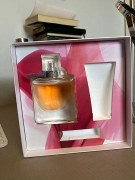 Perfume La Vie Est Belle 