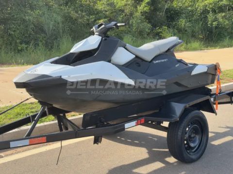 Jet Ski Sea-Doo Spark 3 Lugares 2015 - Revisado e Pronto para Uso!