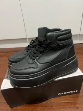 Tênis Mini Bota AUMENTE 8CM DE ALTURA