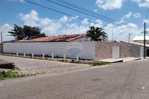 Casa Espaçosa em Igapó, Natal - Aceita Financiamento. Visite Já!
