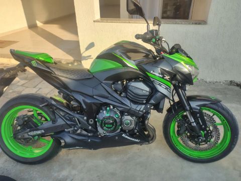 Motos KAWASAKI Z-800 no Rio de Janeiro