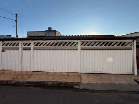 Imóvel para venda com 120 metros quadrados com 3 quartos em Santa Maria - Brasília - DF