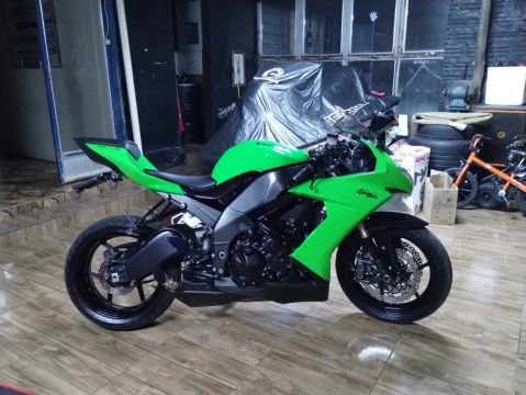 Kawasaki Ninja ZX-10R - Verde - 2008 ( Leia o anúncio)