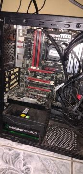 PC Gamer ASUS ROG RAMPAGE IV EXTREME