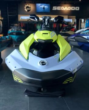 Pronta Entrega! Jet Ski SeaDoo Spark Trixx 3 Up 2024 0km