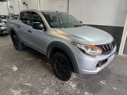 L200 TRITON DIESEL 4x4 