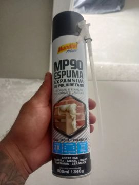Espuma expansiva MP90 - 500ml - Vedação e fixação de portas e janelas