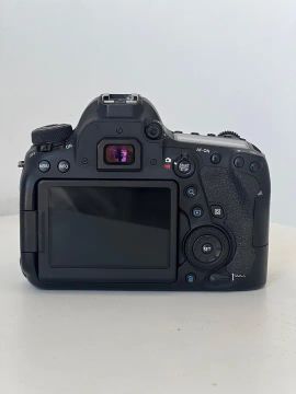 Canon  Canon 6D Mark 2