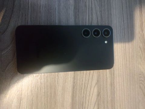 Samsung S23