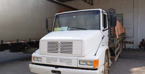 Caminhão Mercedes Benz 190
