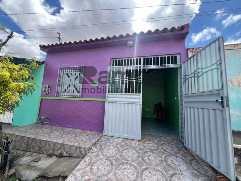Casa para Locação em Arapiraca, Cacimbas, 2 dormitórios, 1 banheiro, 1 vaga