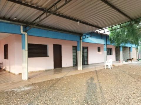Chácara para esse Paschoa  com campo piscina , Park infantil churrasqueira!