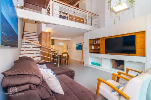Lindo duplex a duas quadras da Encol