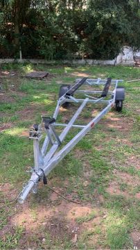 Reboque rodoviário para barco de alumínio 600