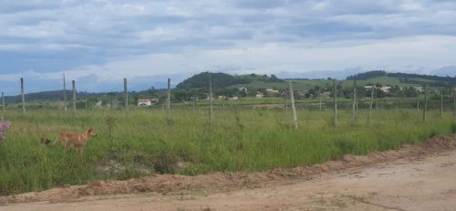 Ótimo investimento. Terrenos em Iguaba Grande com 360,00 m²