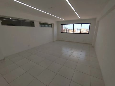 LOCAÇÃO - SALA CORPORATIVA DE 300m² | RENASCENÇA*