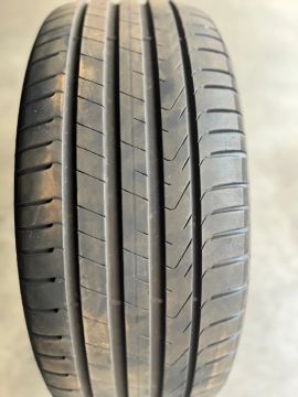 3 pneus Pirelli - 235 / 50 / R19