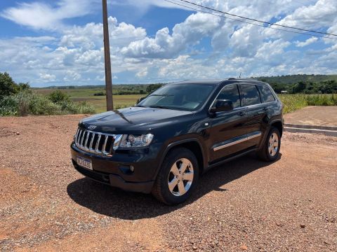 Jeep Grand cherokee laredo 4x4