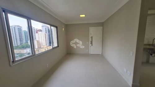Apartamento em MOEMA