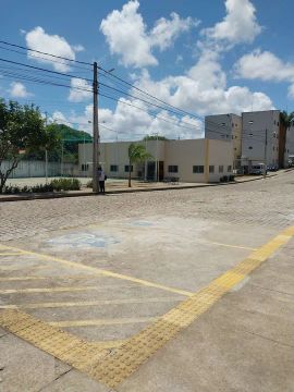 Apartamento Padrão em Condomínio Fechado