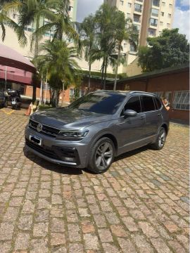 Tiguan 2.0tsi R line 