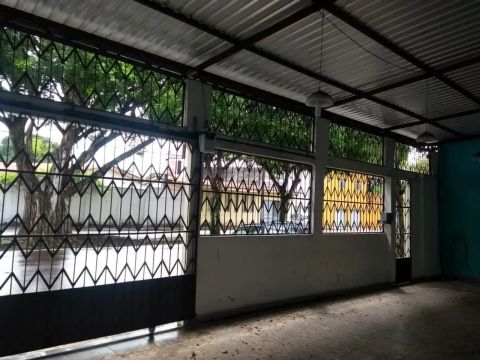 Dom Pedro, Ótima Casa Comerical e Residencial reformada. Documentado prox PFederal