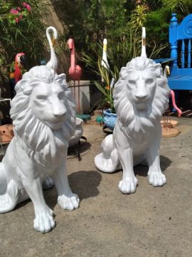Par de Leões de Concreto para Decoração 