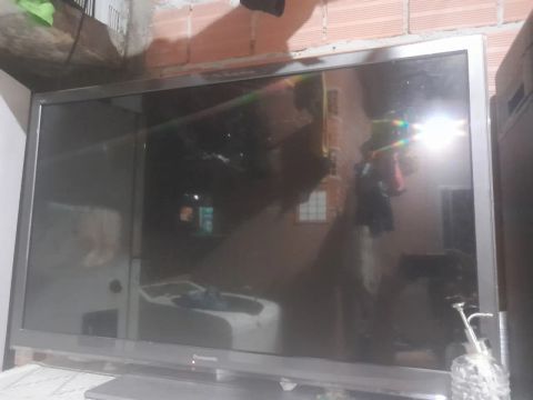 TV Panasonic LCD 45 smart polegadas