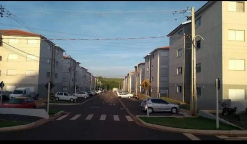 Apartamento em condomínio fechado 