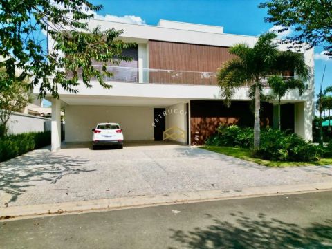 ESPETACULAR CASA COM ELEVADOR À VENDA NO CONDOMÍNIO MONT BLANC RESIDENCE EM CAMPINAS
