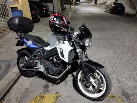 BMW f800r