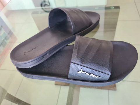 Chinelos Rider Masculino duper confortável 43/44  novinho ótimo 