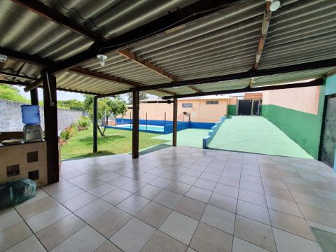 Linda Casa de 600m² no Jardim Simus ? Espaço e Conforto