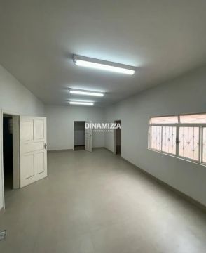 Casa comercial para locação próxima a UFTM Abadia