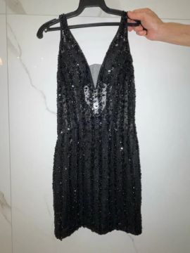 Vestido preto de pedraria 