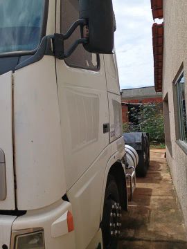 Caminhão Volvo - Ótimo estado mais carreta ls randon 