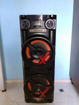 Caixa de Som Amvox com 2 Woofers de 12"